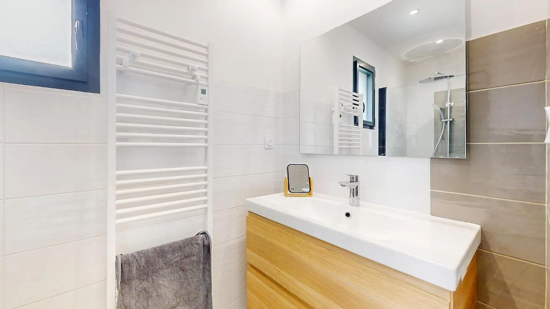 Maison Moderne Proche Plage Saint-Coulomb